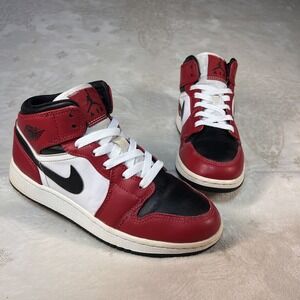 Air Jordan 1 Mid (GS) "Gym Red" – Size 4Y – Black/Red/White